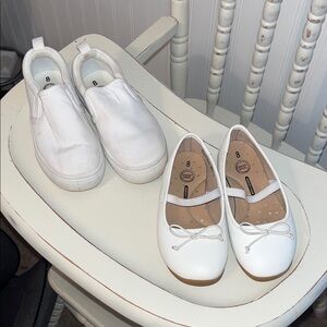 TWO PAIRS OF WHITE TODDLER SHOES - SIZE 8